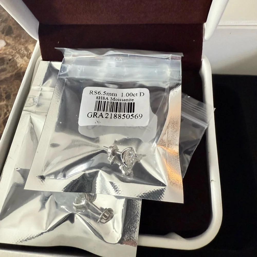 Moissanite Earrings - Picture 10 of 12